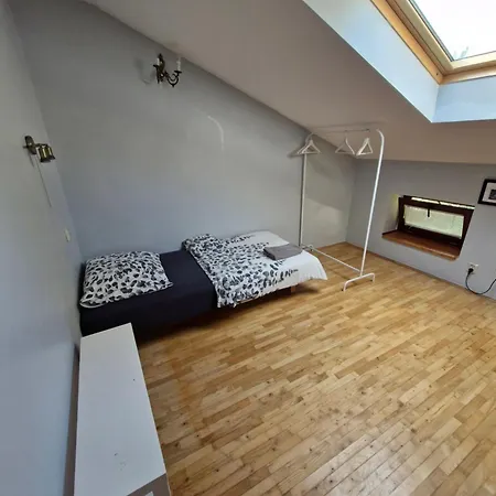 בית הארחה Meier House Wawer ורשה